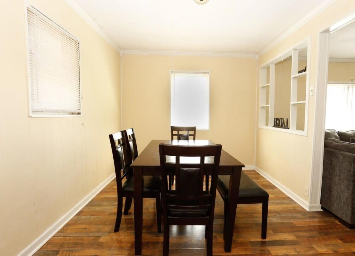 נוקסוויל Cozy Retreat For Your Upcoming Trip מראה חיצוני תמונה